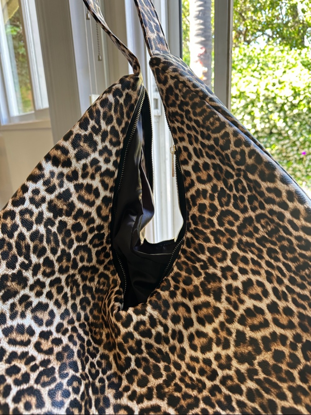 AKIRA Leopard-Print Hobo Bag - Brown, Black & Cream - Picture 4 of 9
